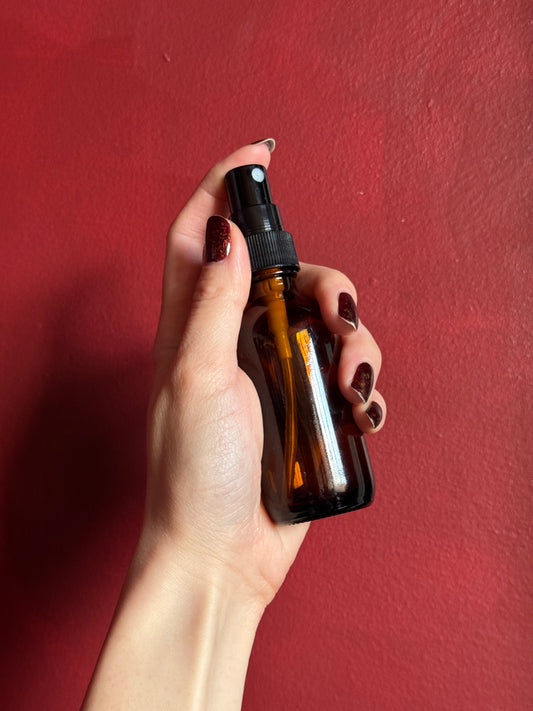 AMBER GLASS SPRAY BOTTLE (RDT)