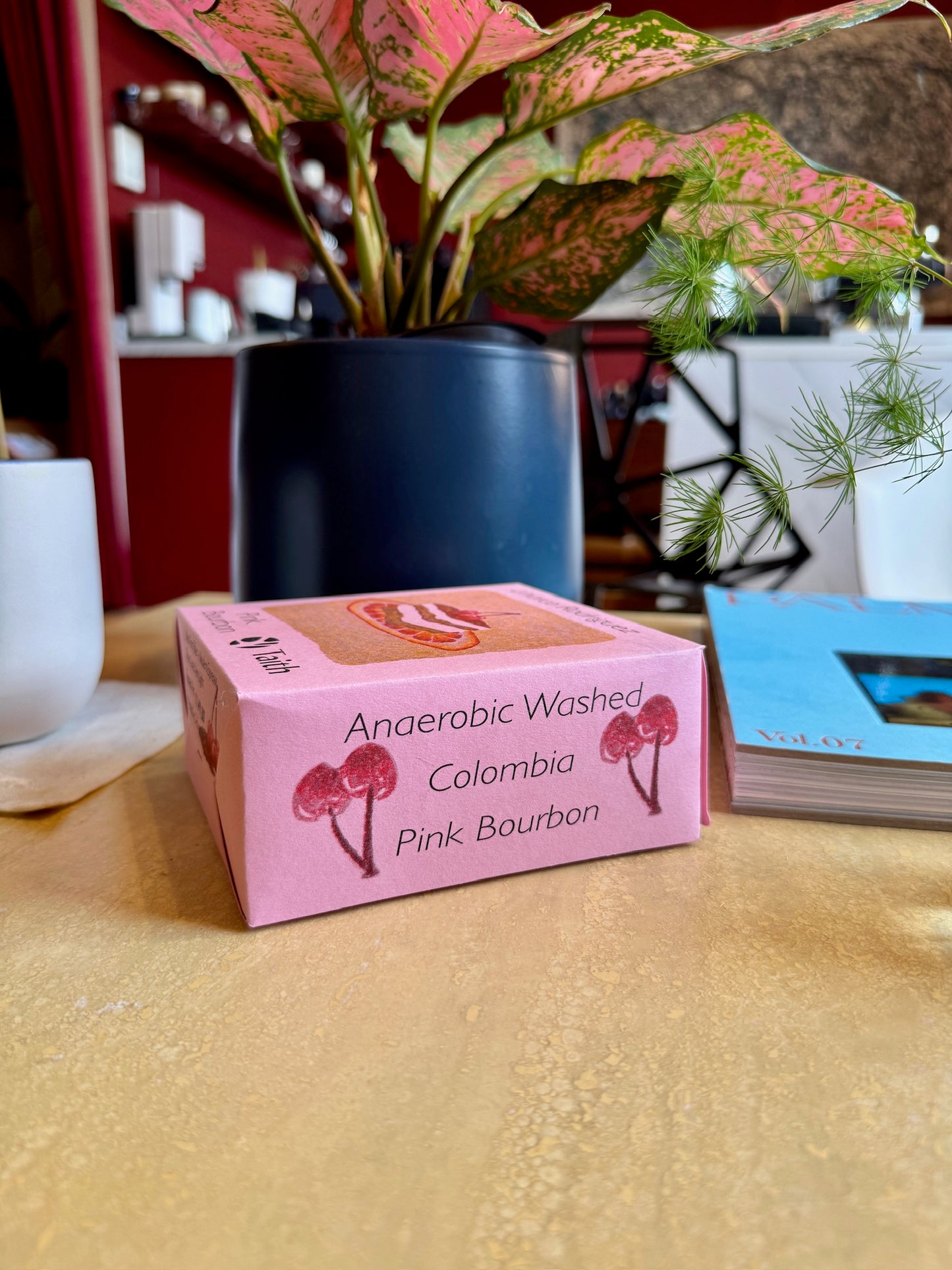 LINARCO RODRIGUEZ - PINK BOURBON, ANAEROBIC WASHED - COLOMBIA