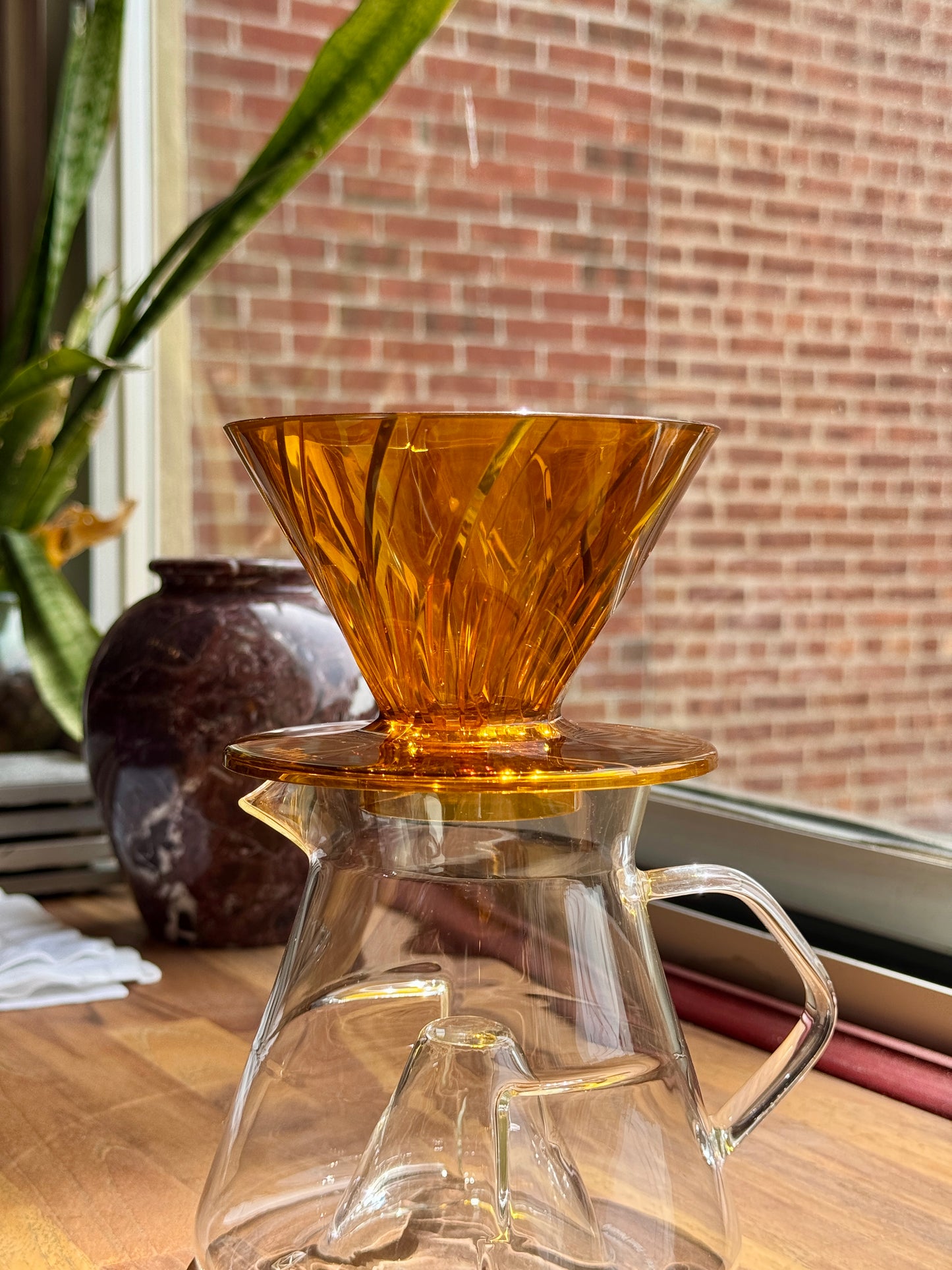 ALPHA - TRITAN - AMBER
