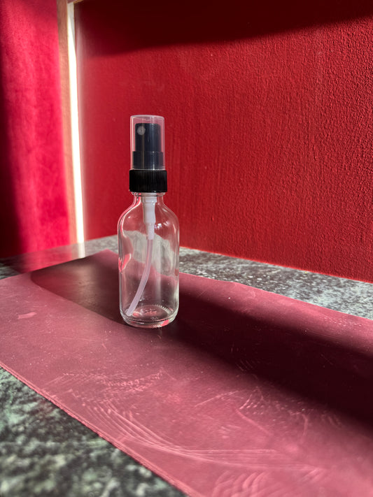 CLEAR GLASS SPRAY BOTTLE (RDT)