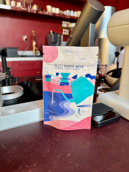 ROGUE WAVE - LA SOLEDAD CATURRA CARDAMOM WASHED